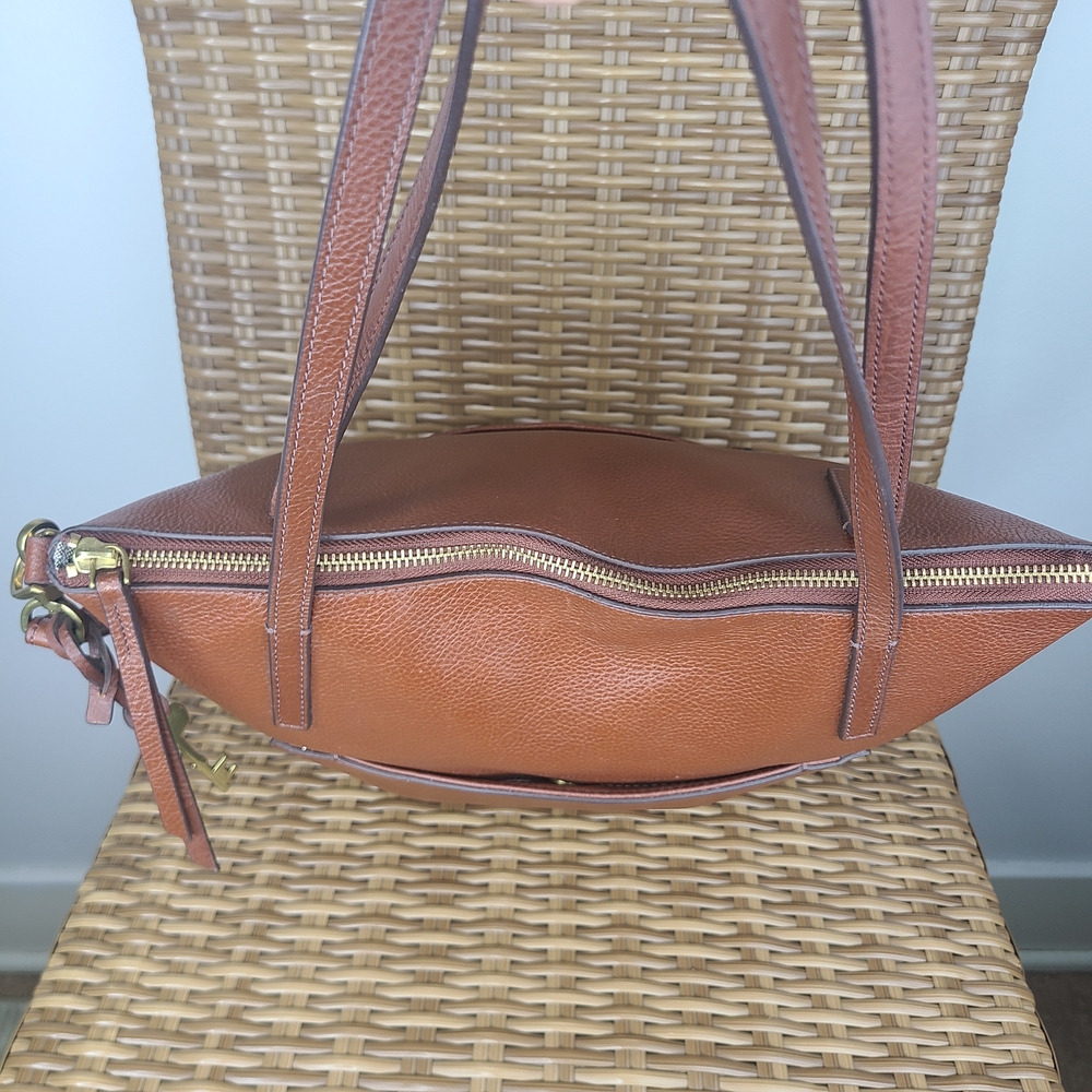 Fossil Evelyn Tote Shoulder Crossbody Bag Leather Brown Gold Hardware NWOT - Picture 8 of 15